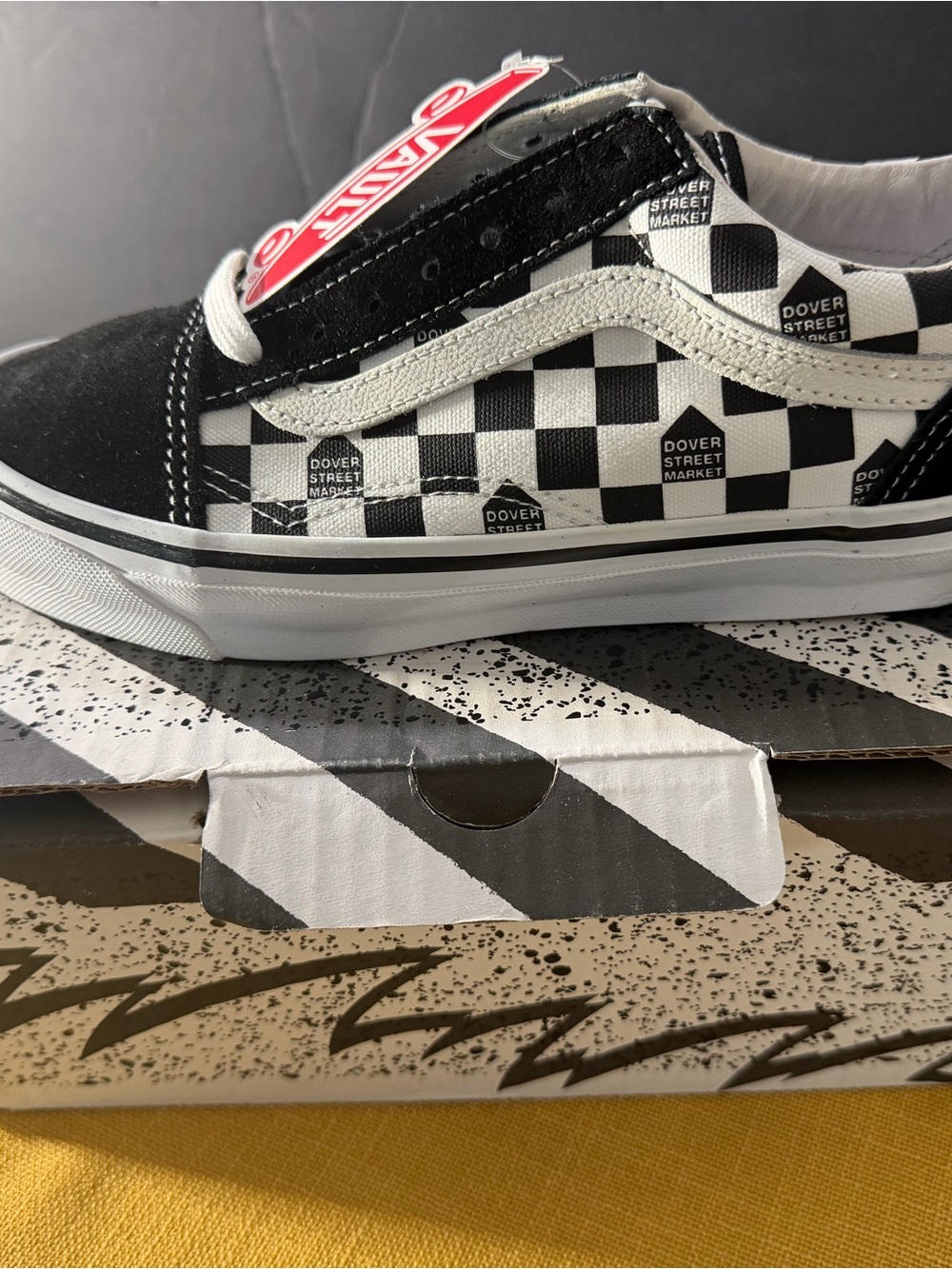Vans Checkerboard Old Skool - Black & White